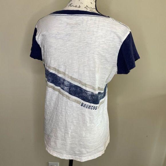 4Her Carl Banks Bronco’s fitted shirt - Picture 4 of 6